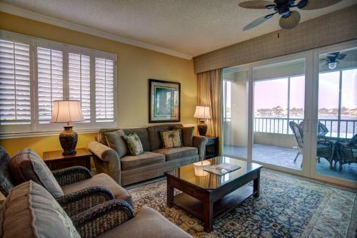Hotel Vanderbilt Beach Resort