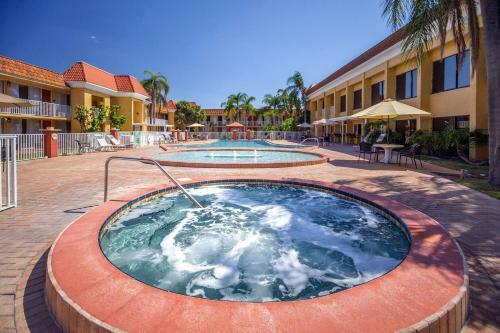 Hotel Quality Inn And Suites Conference Center