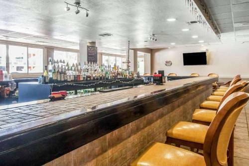 Hotel Quality Inn And Suites Conference Center