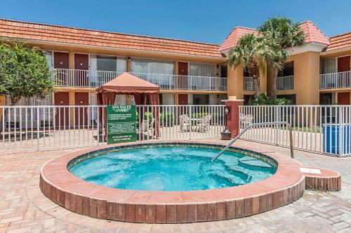 Hotel Quality Inn And Suites Conference Center