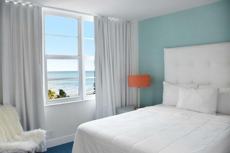 Apartamentos Seacoast Suites