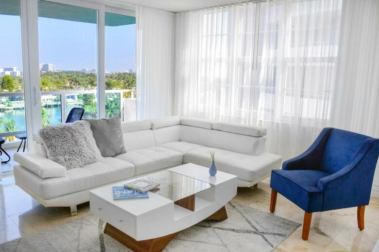 Apartamentos Seacoast Suites