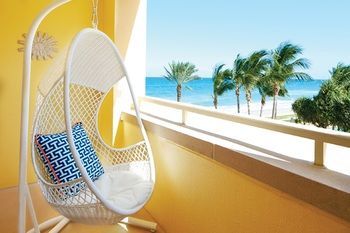 Hotel Eau Palm Beach Resort & Spa