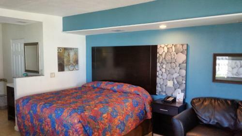 Driftwood Beach Motel