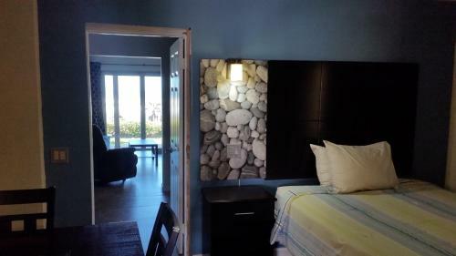 Driftwood Beach Motel