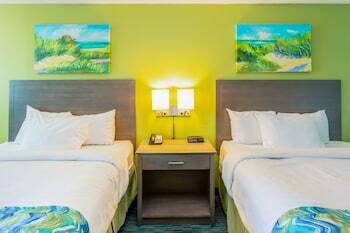 Hotel Days Inn Pensacola Beachfront