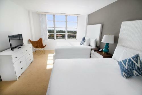 Ocean Paradise Apartments