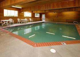 Hotel Comfort Suites Portland Airport