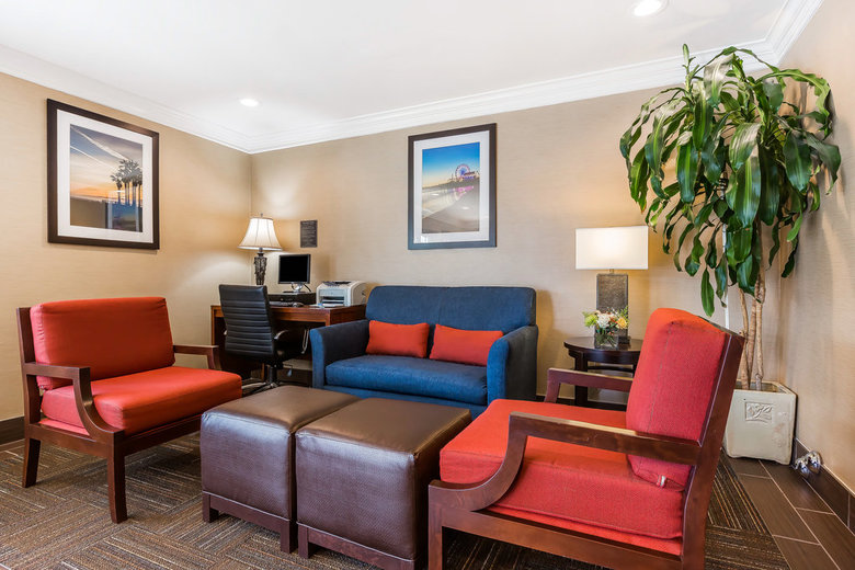 Hotel Comfort Inn