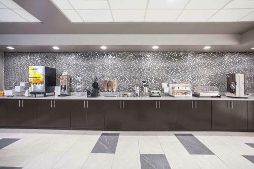 Hotel La Quinta By Wyndham Clearwater South