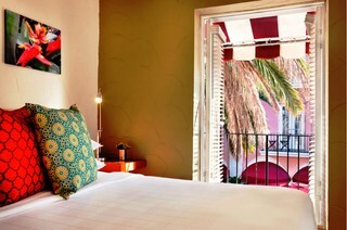 El Paseo Hotel