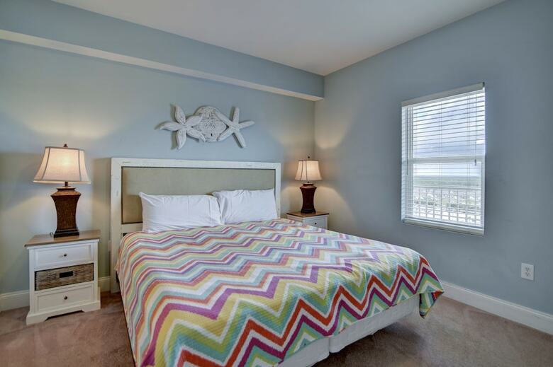 Aparthotel Laketown Wharf By Resort Collection