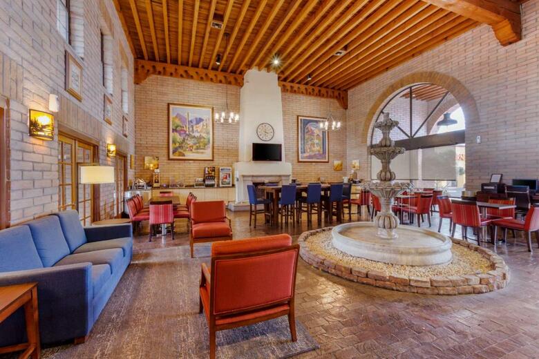 Hotel Comfort Suites Sabino Canyon