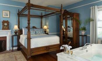 Bed & Breakfast Bayfront Marin House