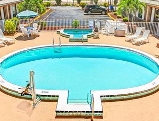 Motel Days Inn St. Petersburg Central