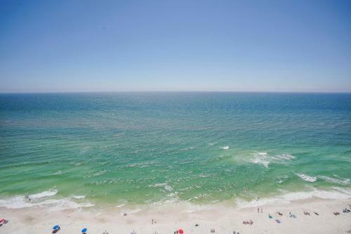 Hotel Majestic Beach Towers Resort By Panhandle Getaways
