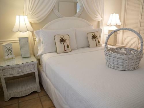 Hotel Siesta Key Bungalows