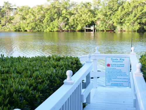 Hotel Siesta Key Bungalows