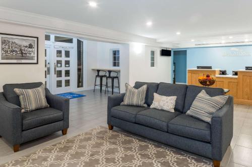 Hotel Baymont Inn & Suites - Tallahassee Central