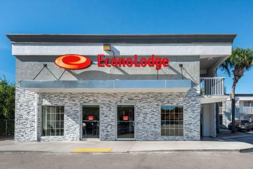 Motel Econo Lodge At Raymond James Stadium