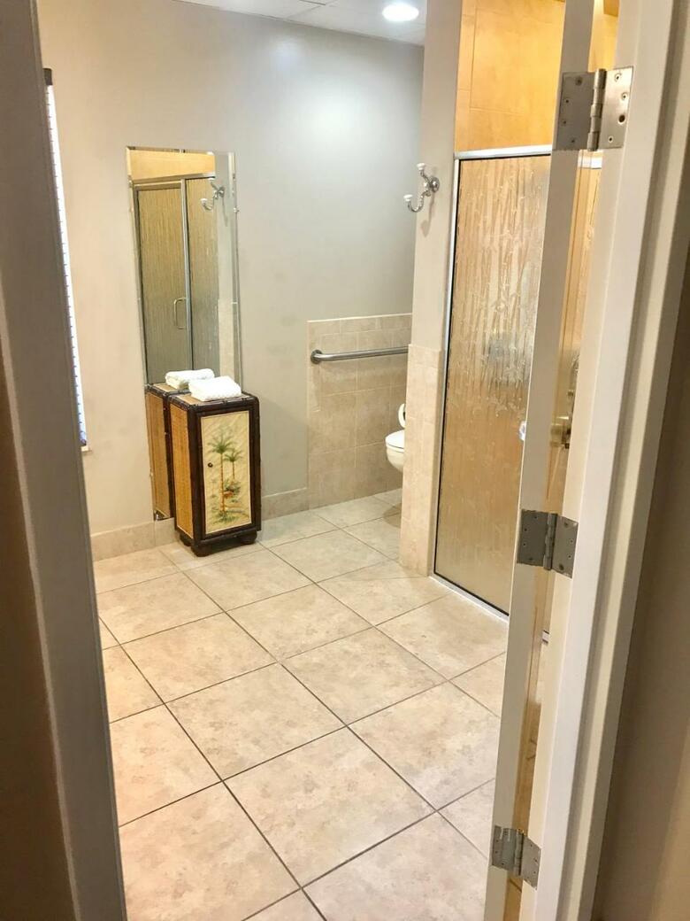 Hotel Tahitian Inn & Spa Tampa