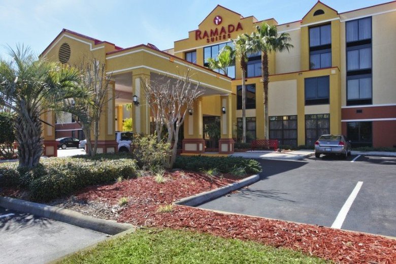 Hotel Ramada Suites Orlando Airport