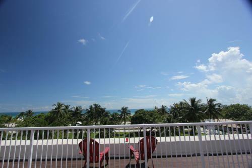 918 Ocean Drive Apartments