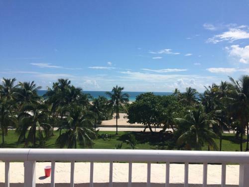 918 Ocean Drive Apartments