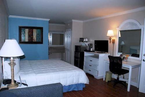 Hotel Vero Beach Inn & Suites