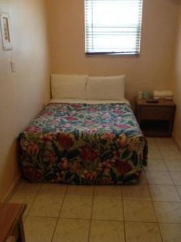 Collins Avenue Hostel