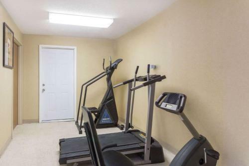 Hotel Microtel Inn & Suites By Wyndham Brunswick