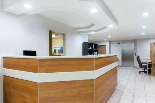Hotel Microtel Inn & Suites By Wyndham Brunswick