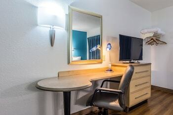 Motel 6 Atlanta Downtown