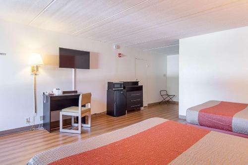 Motel 6 Decatur