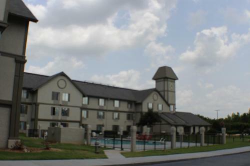 Hotel Araamda Inn