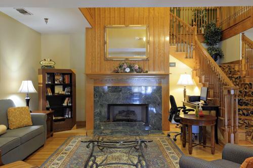 Hotel Country Inn & Suites Savannah North