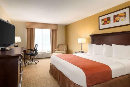 Hotel Country Inn & Suites Savannah North