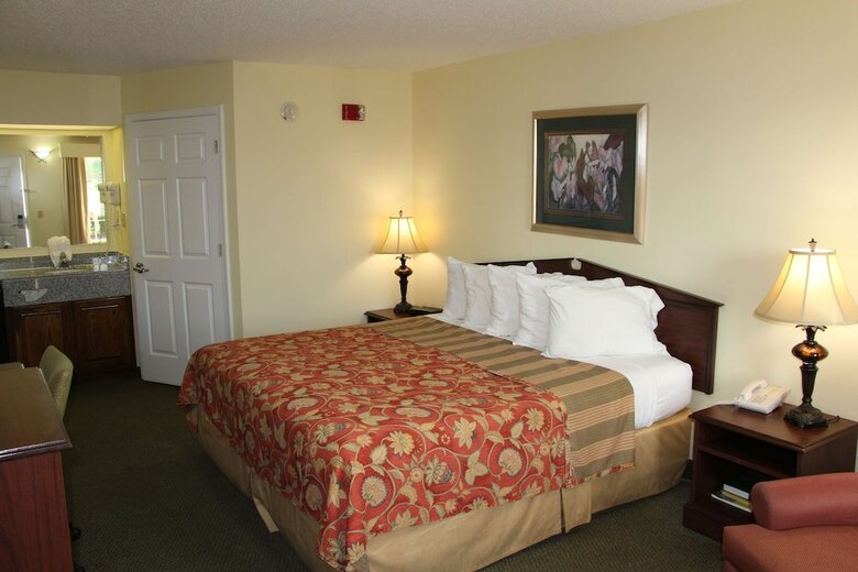 Hotel Jameson Inn - Perry