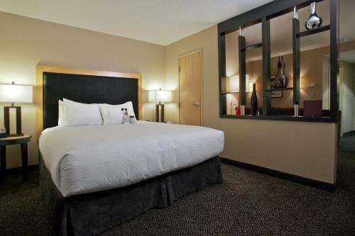 Hotel Doubletree By Hilton Savannah Airport