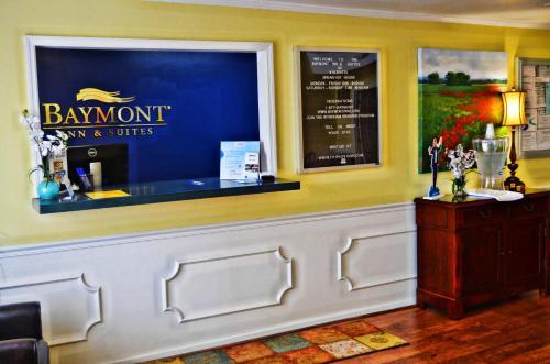Motel Baymont Inn And Suites - Valdosta