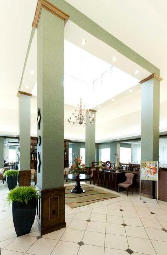Motel Baymont Inn And Suites - Valdosta