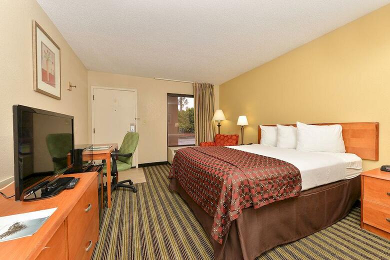 Hotel Quality Inn At The Mall - Valdosta