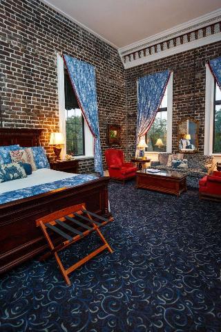 Bed & Breakfast East Bay Inn