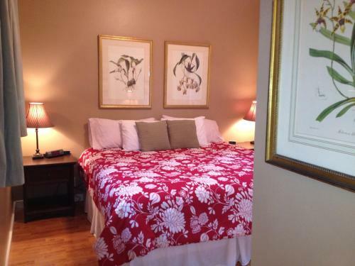 Hostal Carson's Kaloko Mountain Cottage