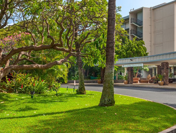 Ka'anapali Beach Hotel