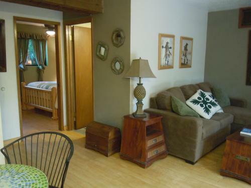 Maui What A Wonderful World Bed & Breakfast