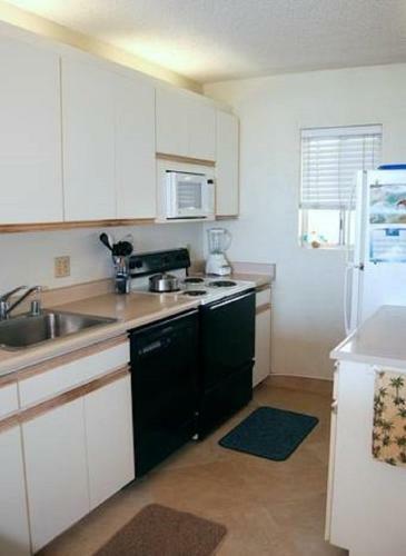 Apartamentos Menehune Shores