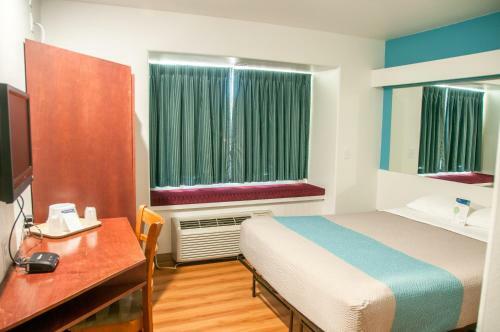 Motel 6 Snake River