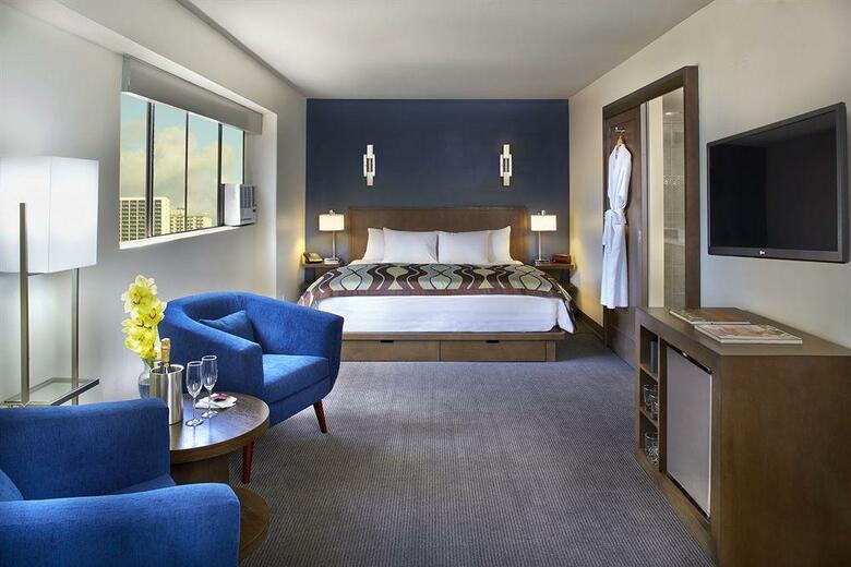 Vive Hotel Waikiki