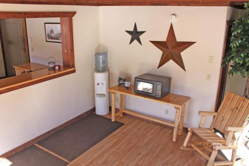 Posada Rustic Inn